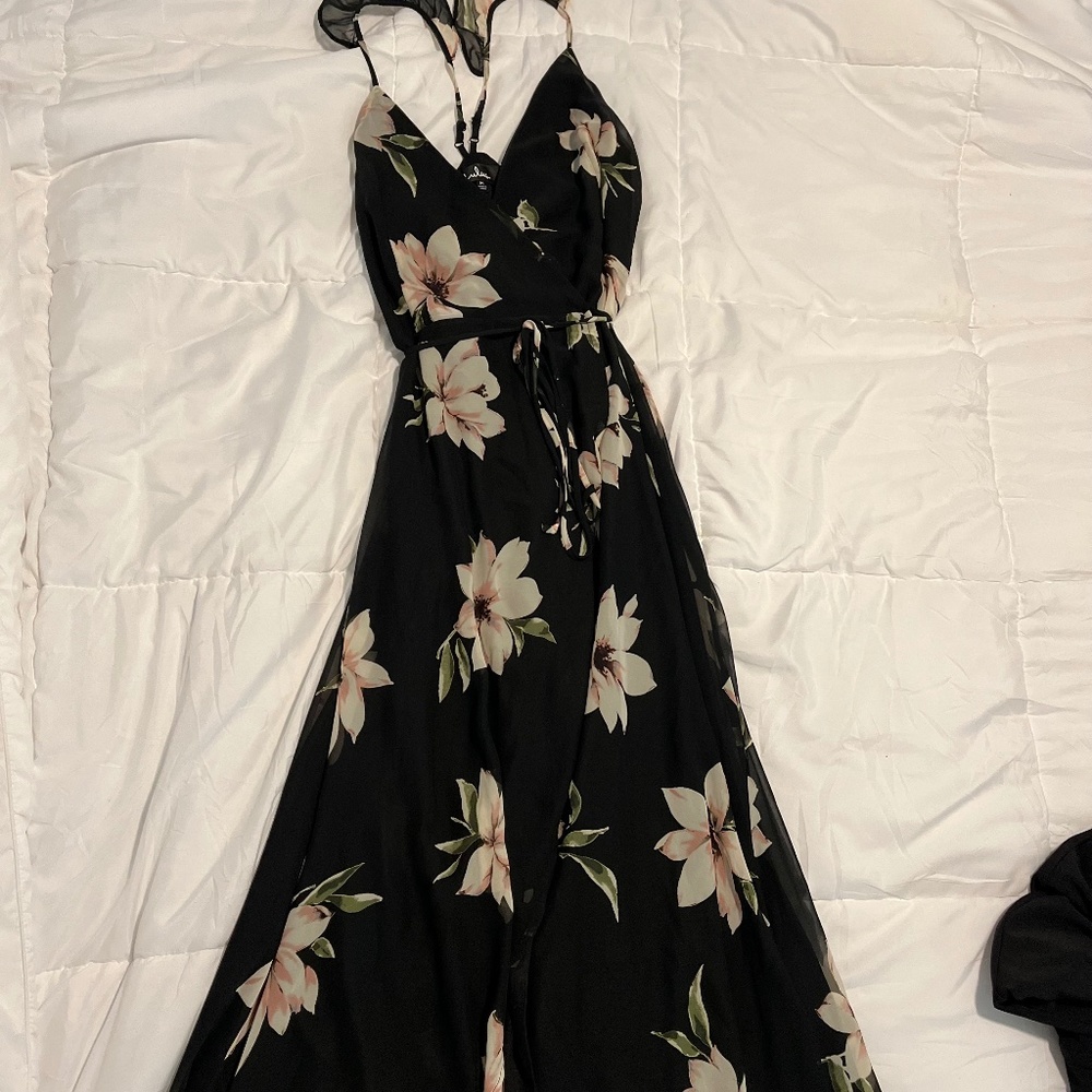 Lulus summer strappy dress